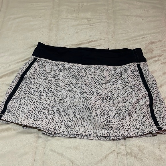 Lululemon pace rival skirt - Picture 1 of 5